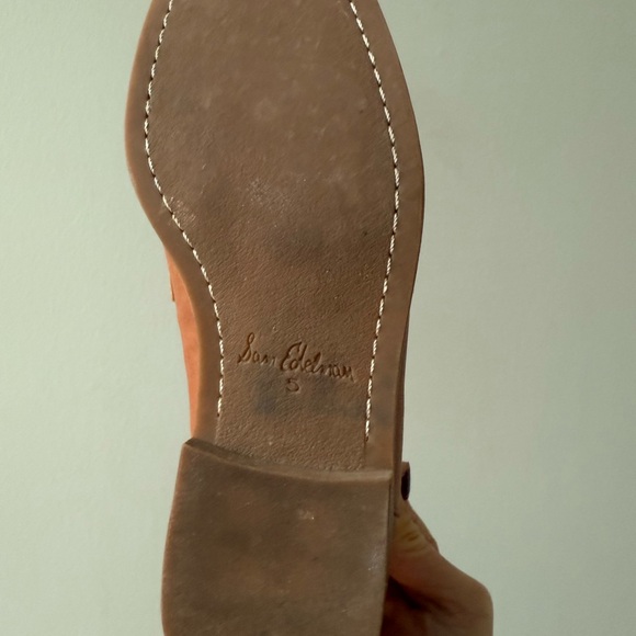 Sam Elderman | Size 6 | Classic Tan Loafers - Picture 6 of 7